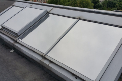 Folia przeciwsłoneczna Silver 80 XT na szklanym świetliku